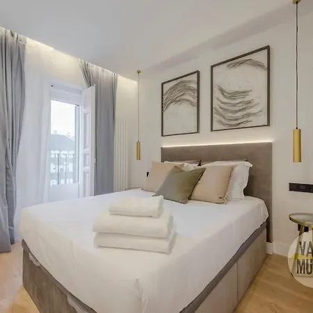 Deluxe Interior Design En La Plaza De Chueca Apartment Madrid Exterior photo